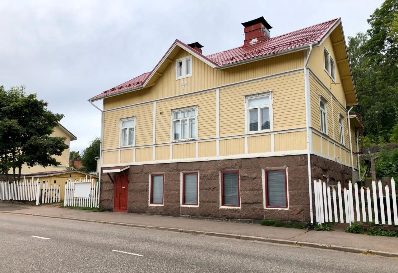 Guest House Nina Art Kotka Zewnętrze zdjęcie